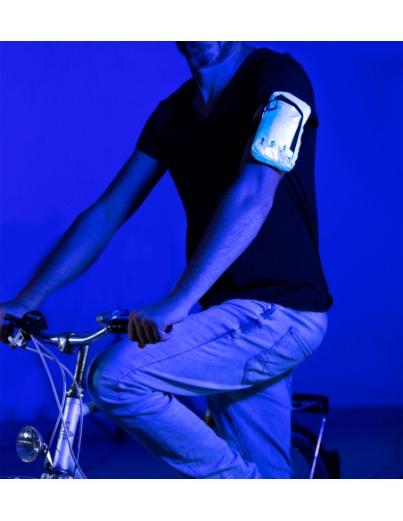 abg03gy-33.jpg abg03gy-33.jpg