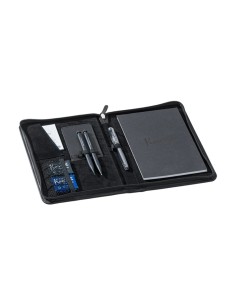 Organiser aus schwarzem Leder